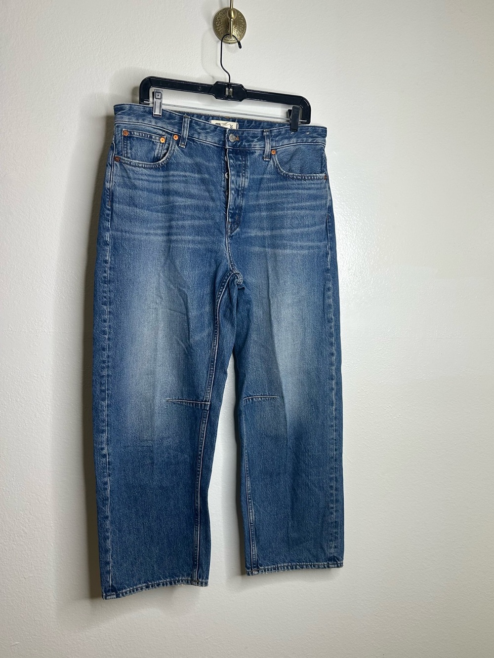 Madewell 100% Cotton Denim The Darted Barrel Leg Jean Medium Wash